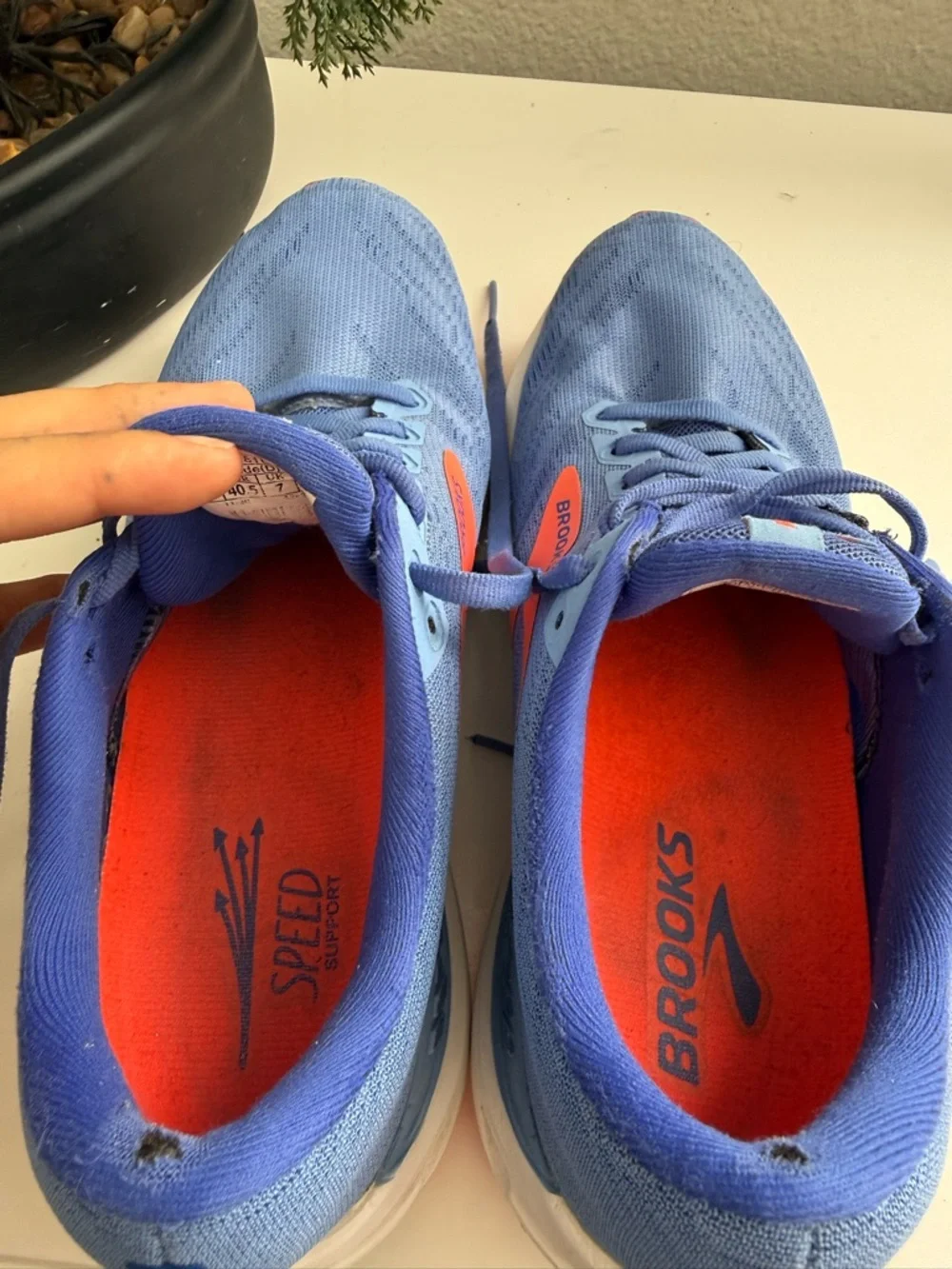 Brooks Ravenna 11 Running Shoes in Periwinkle Blue with Coral Logos - Picture 7 of 8